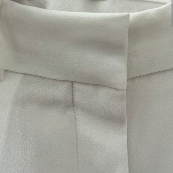 Aritzia Atelier White Trouser Shorts - Picture 2 of 3